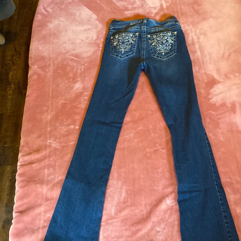 Wallflower jeans rhinestone pocked and white stitching